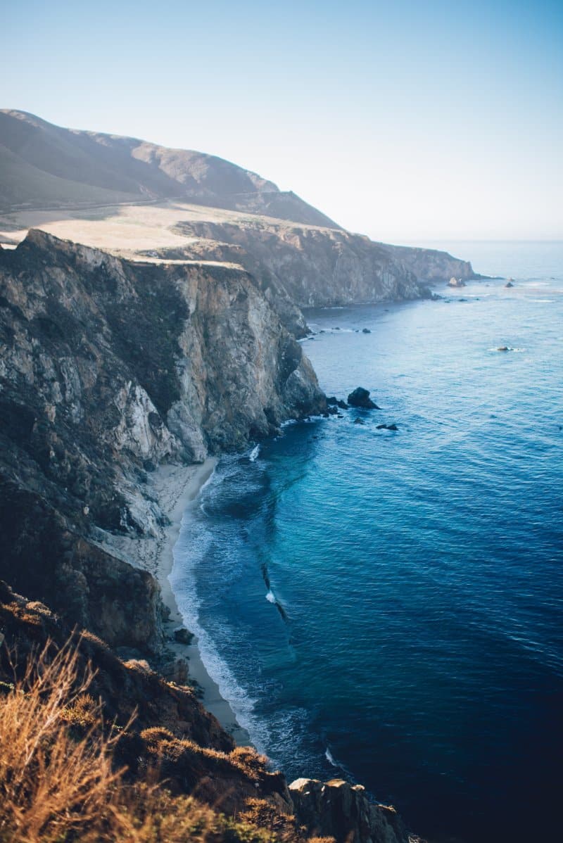 Image of sea from top of cliff
